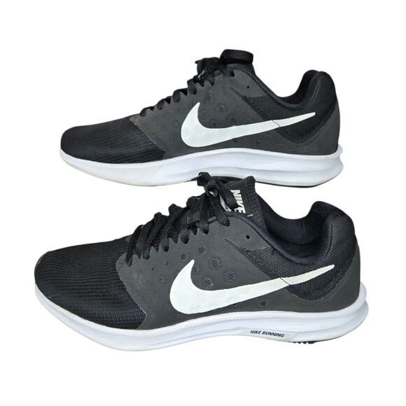 Nike Shoes Womens 8 Downshifter 7 Running Sneakers Black Lace Up 881585-010 - Picture 2 of 12